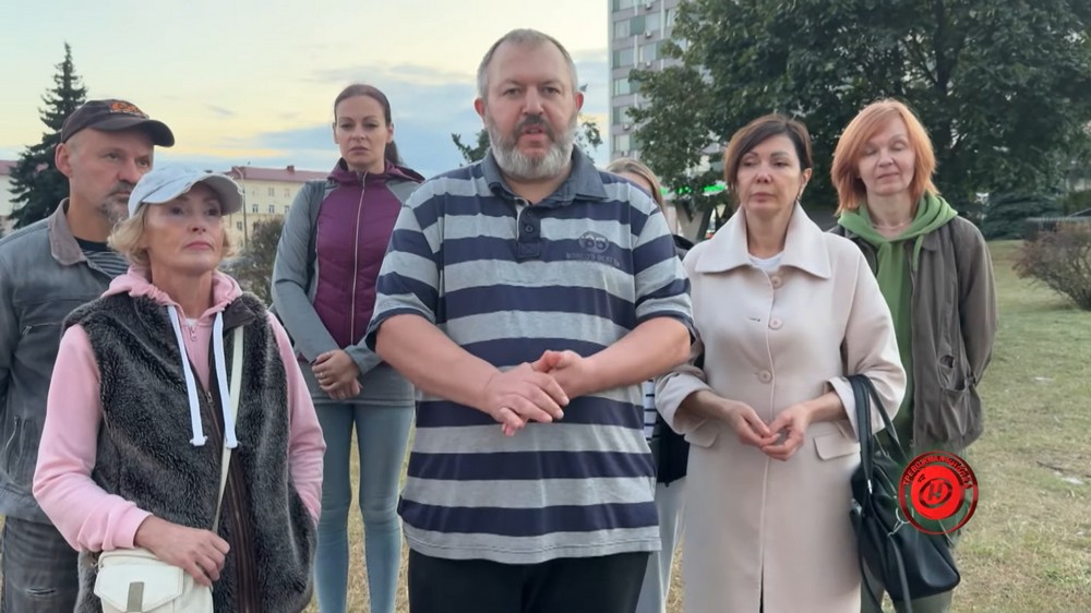 Местные жители, который осудили убийство волчонка. Скриншот видео ОНТ