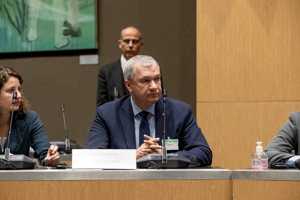 Павел Латушко